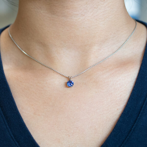 6.5mm Lab Sapphire Pendant - Image 4